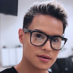 Meet your Posher, Lucio